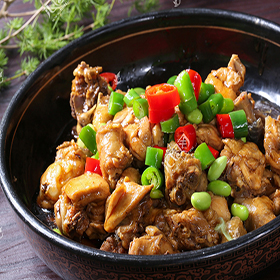 Braised Chicken with Edamame<br>毛豆米烧子鸡